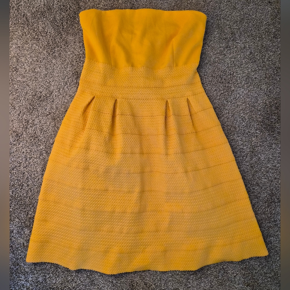 New York & Company Strapless Yellow Dress